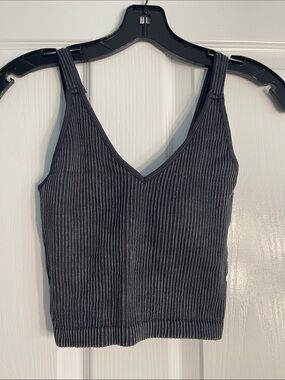 Native Ribbed V-Neck Crop Tank - Black